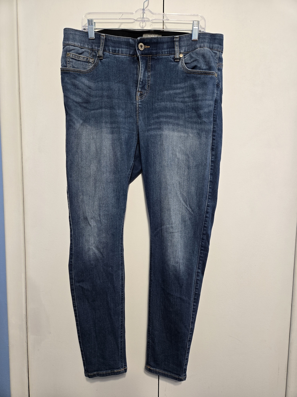 Torrid Bombshell Skinny Jeans 16R Premium Stretch Medium Wash High Rise